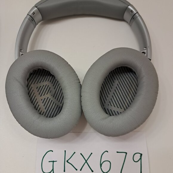 Bose QuietComfort 35 II Wireless Bluetooth Headphones Noise Cancelling Black/Sil - Picture 8 of 11